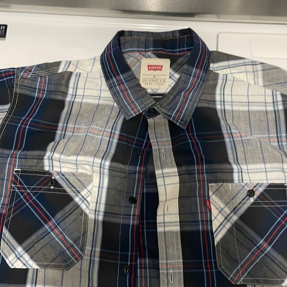 Men’s Levi’s Short Sleeve Button Up